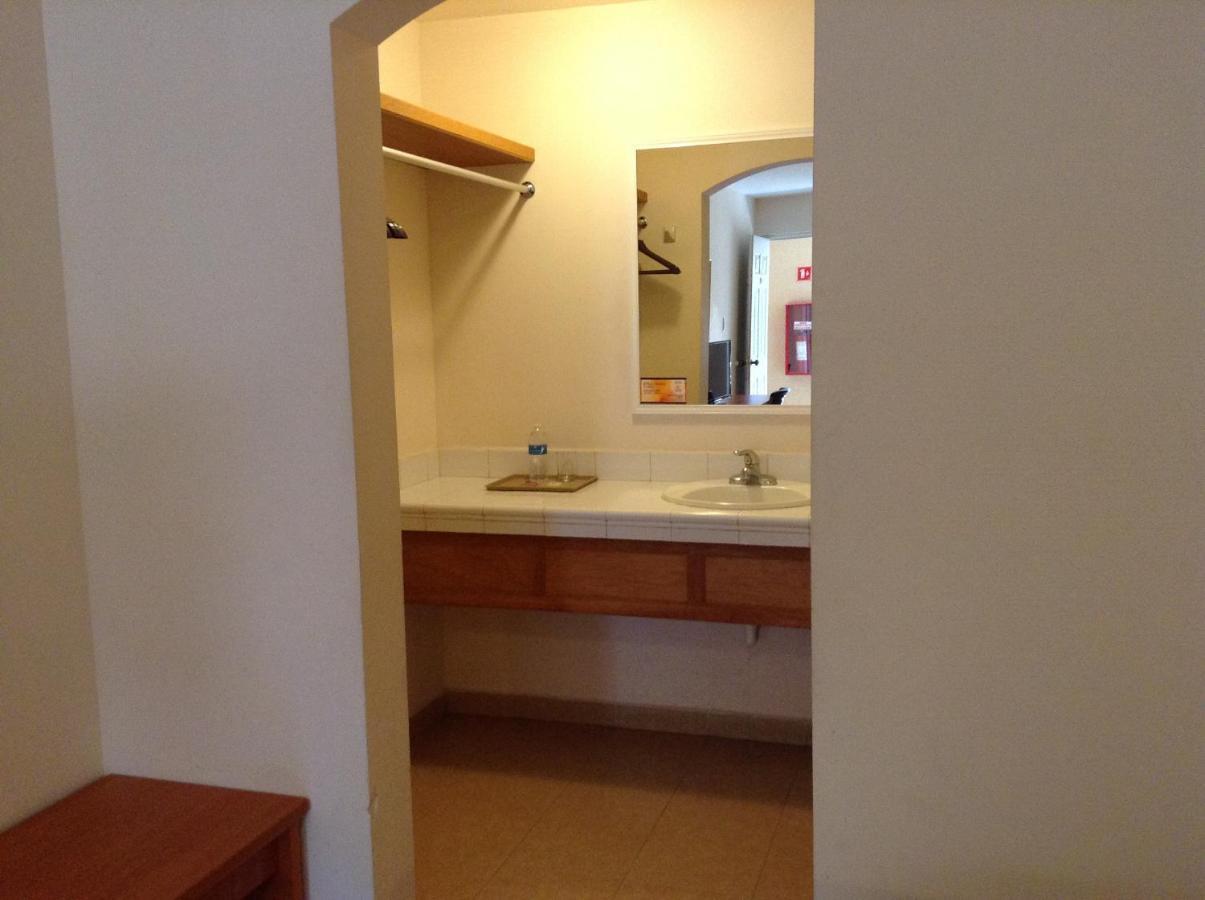 Hotel Del Sol Guaymas Pokój zdjęcie